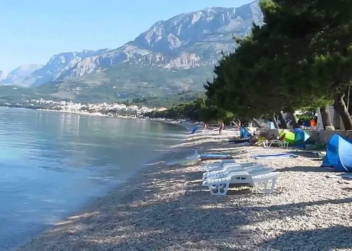 Guest house Valentina 3*